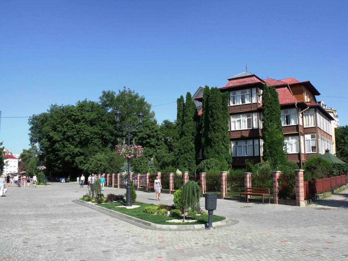 Hotel Сонячна Truskawez Exterior foto